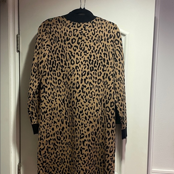 Leopard Print Sweater Dress - Picture 4 of 6